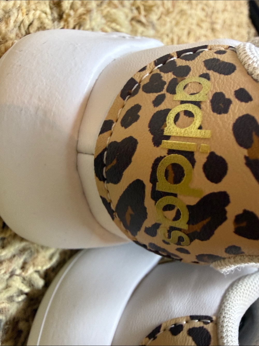 adidas White Kids Sneakers with Leopard-Print Stripes girl size 8 animal print - Picture 2 of 8